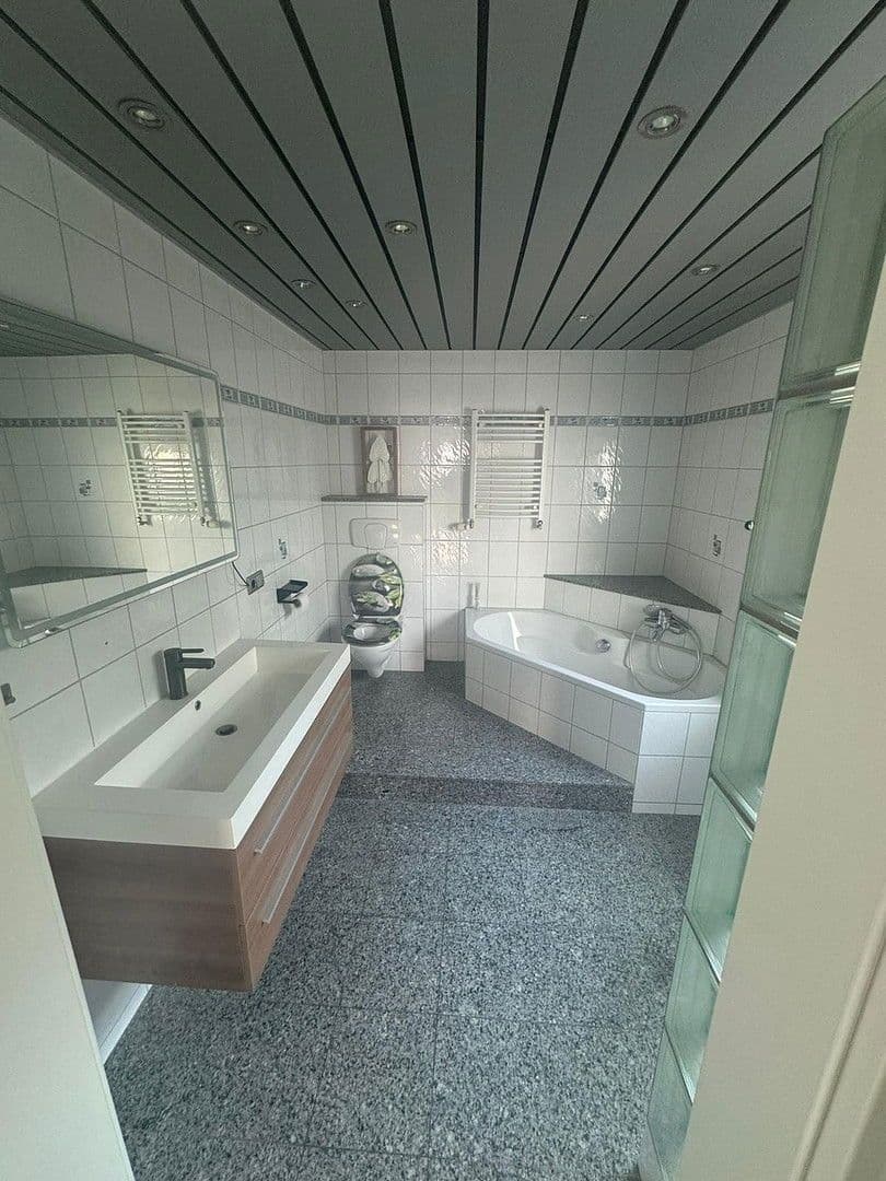 house for sale, 252 m², Mutterstadt, Rhineland-Palatinate house for sale, 252 m², Mutterstadt, Rhineland-Palatinate