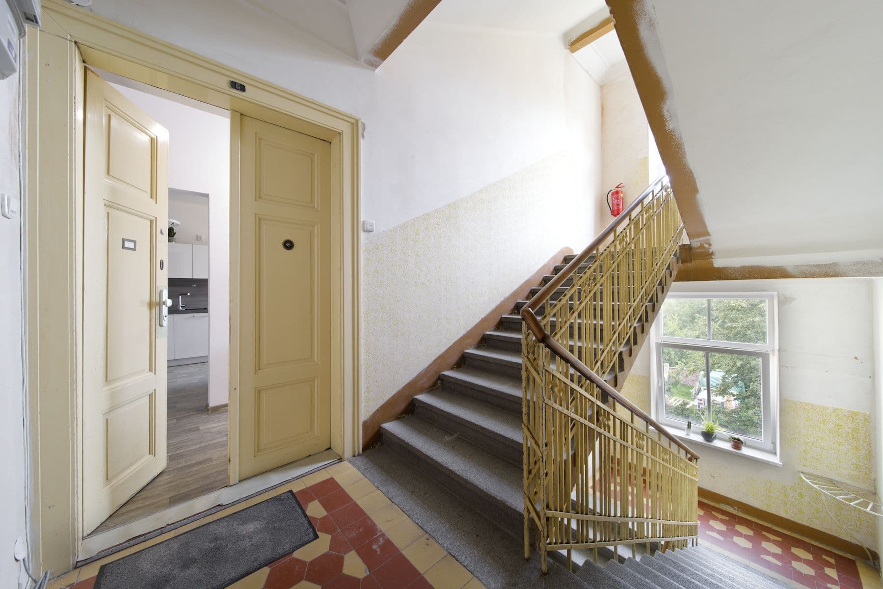 2 bedroom with open-plan kitchen flat for sale, 74 m², Alešova, Plzeň, Plzeňský Region 2 bedroom with open-plan kitchen flat for sale, 74 m², Alešova, Plzeň, Plzeňský Region