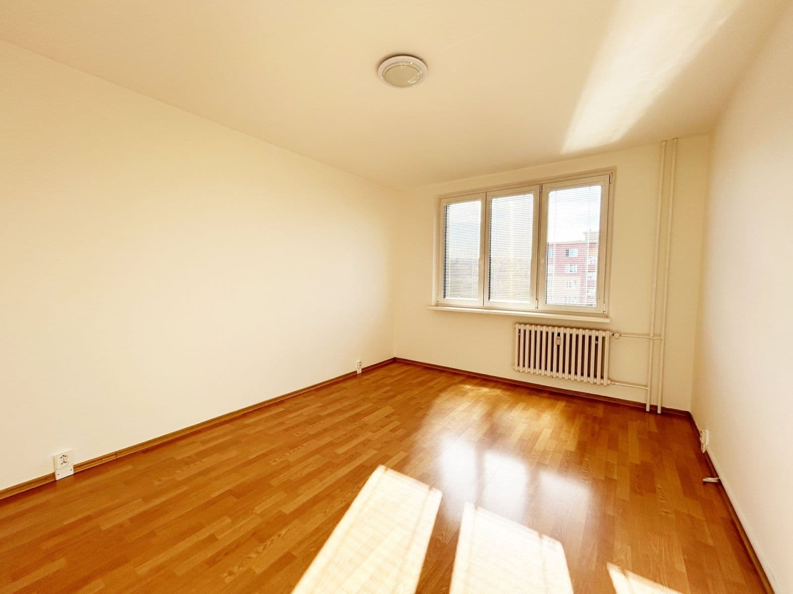 2 bedroom flat to rent, 63 m², Leopolda Peka, Říčany, Středočeský Region 2 bedroom flat to rent, 63 m², Leopolda Peka, Říčany, Středočeský Region