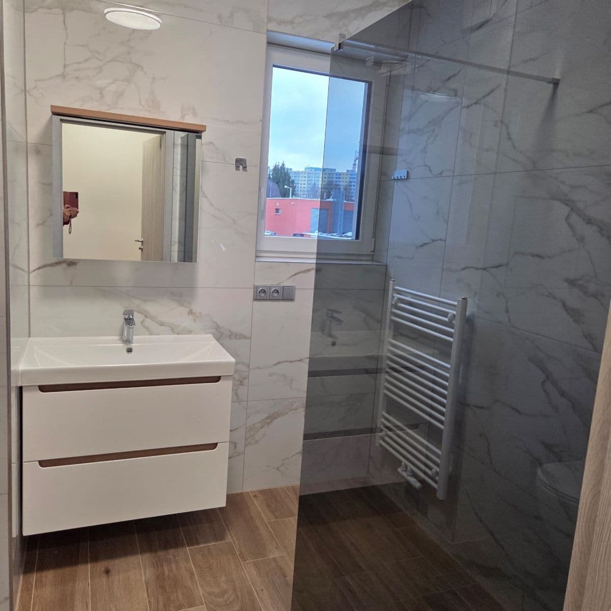 4 bedroom with open-plan kitchen flat to rent, 141 m², Podohradská, Prague, Prague 4 bedroom with open-plan kitchen flat to rent, 141 m², Podohradská, Prague, Prague