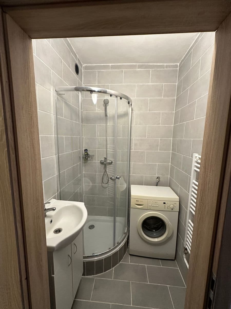 2 bedroom flat to rent, 53 m², Brodská, Žďár nad Sázavou, Vysočina Region 2 bedroom flat to rent, 53 m², Brodská, Žďár nad Sázavou, Vysočina Region