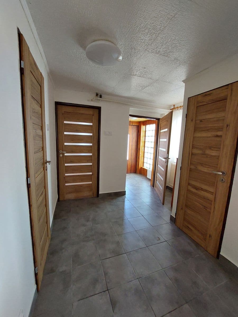 house to rent, 82 m², Hálkova, Kolín, Středočeský Region house to rent, 82 m², Hálkova, Kolín, Středočeský Region