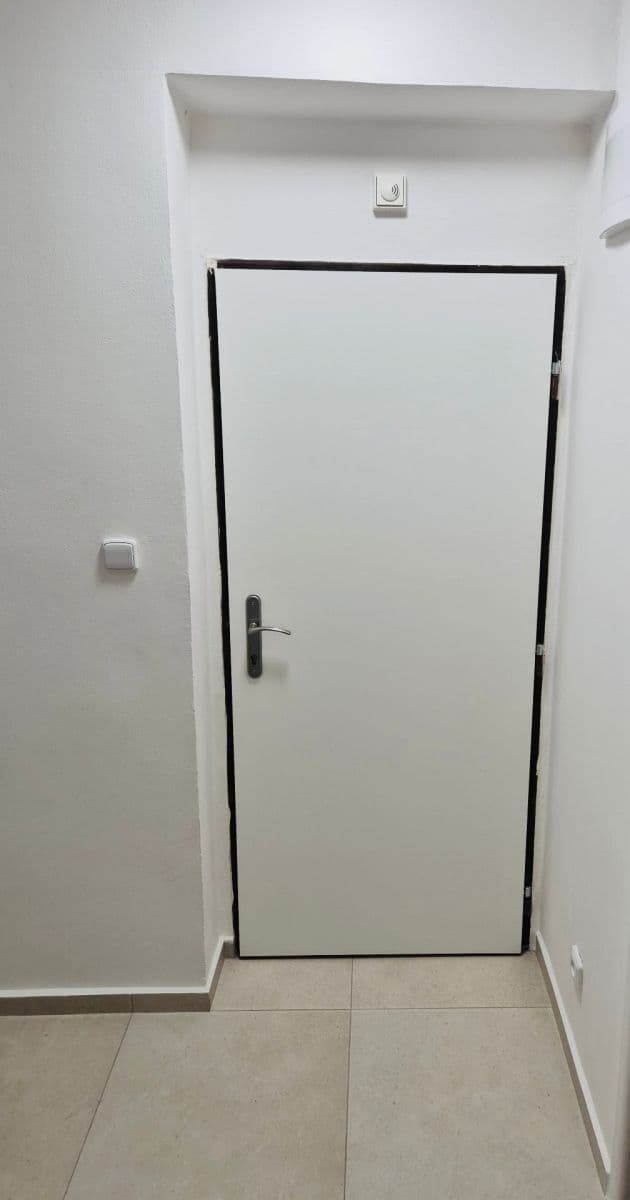 2 bedroom flat to rent, 56 m², Klostermannova, Prague, Prague 2 bedroom flat to rent, 56 m², Klostermannova, Prague, Prague