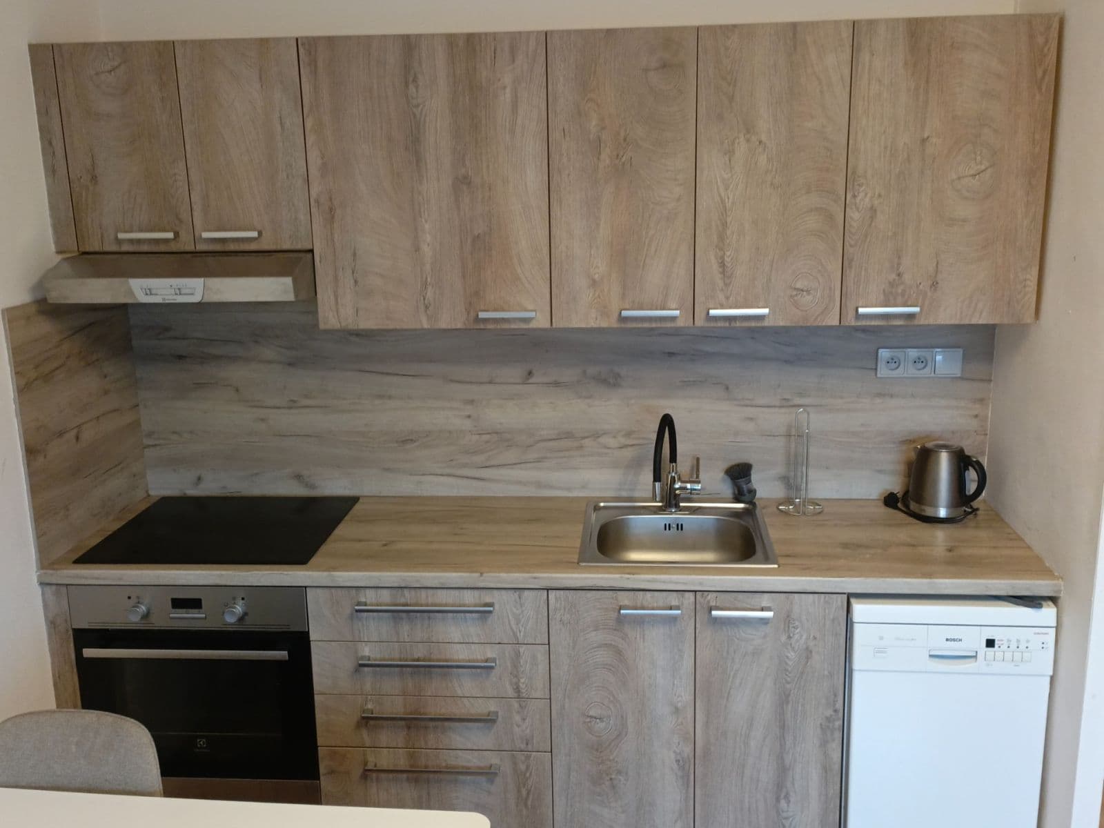 1 bedroom with open-plan kitchen flat to rent, 42 m², Na Kohoutě, Ústí nad Labem, Ústecký Region 1 bedroom with open-plan kitchen flat to rent, 42 m², Na Kohoutě, Ústí nad Labem, Ústecký Region