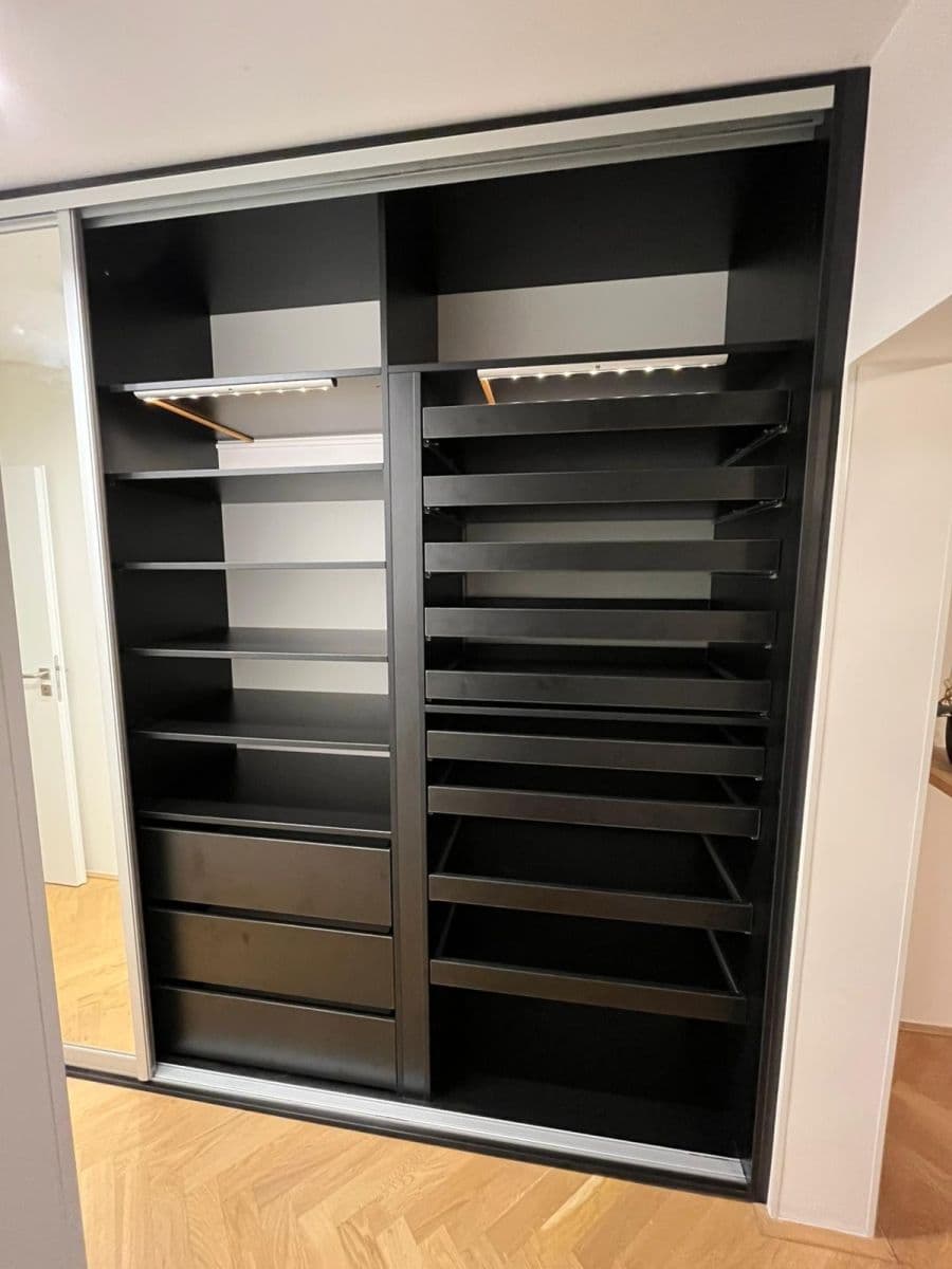 2 bedroom with open-plan kitchen flat to rent, 60 m², Nekvasilova, Prague, Prague 2 bedroom with open-plan kitchen flat to rent, 60 m², Nekvasilova, Prague, Prague