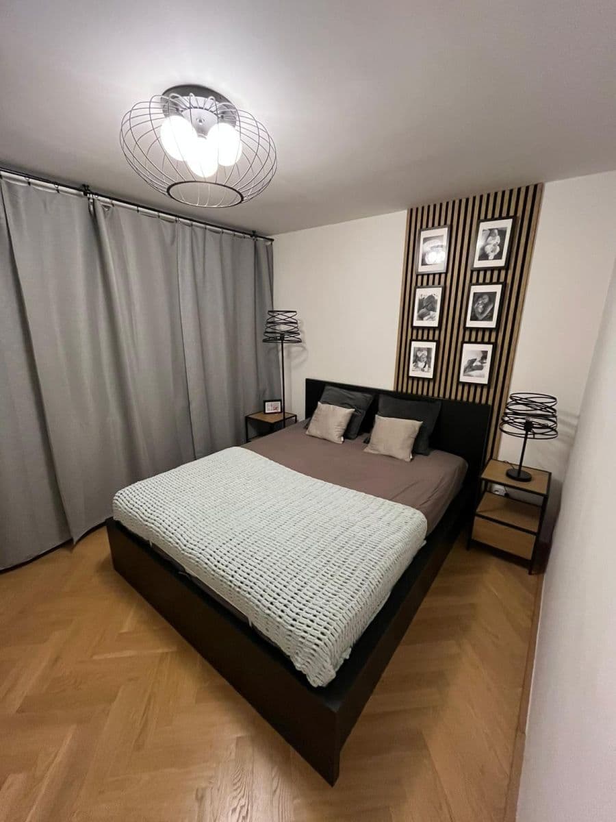 2 bedroom with open-plan kitchen flat to rent, 60 m², Nekvasilova, Prague, Prague 2 bedroom with open-plan kitchen flat to rent, 60 m², Nekvasilova, Prague, Prague