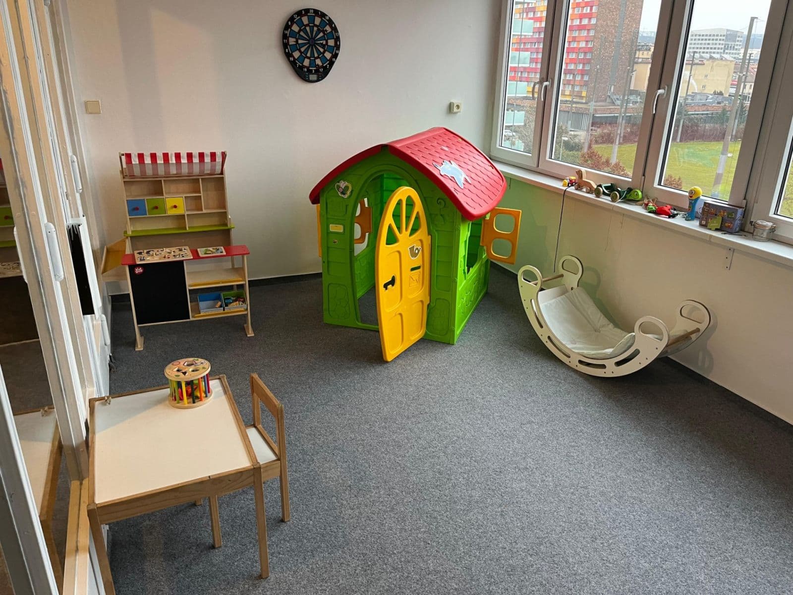 2 bedroom with open-plan kitchen flat to rent, 60 m², Nekvasilova, Prague, Prague 2 bedroom with open-plan kitchen flat to rent, 60 m², Nekvasilova, Prague, Prague