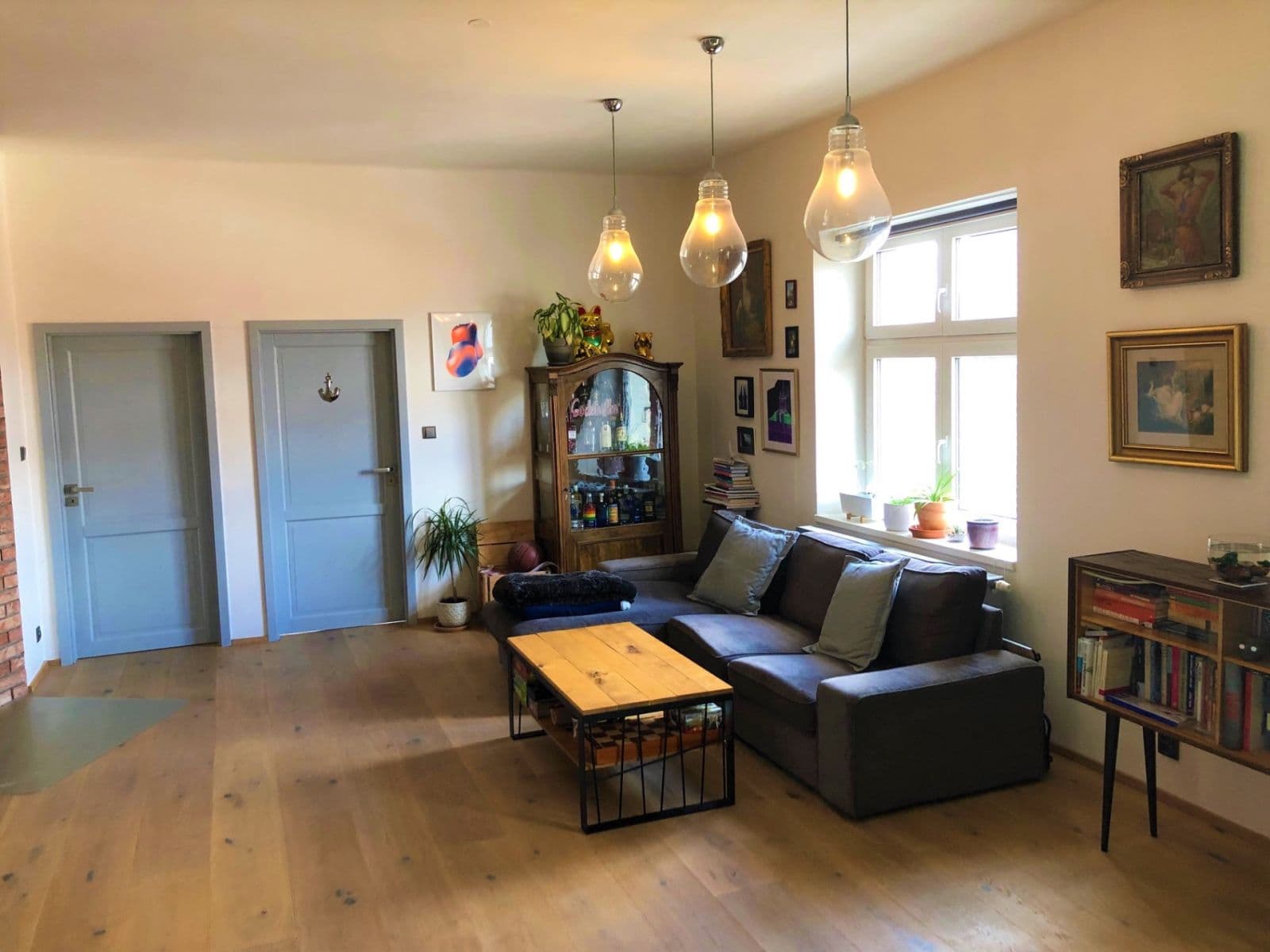 2 bedroom with open-plan kitchen flat to rent, 92 m², U Uranie, Prague, Prague 2 bedroom with open-plan kitchen flat to rent, 92 m², U Uranie, Prague, Prague