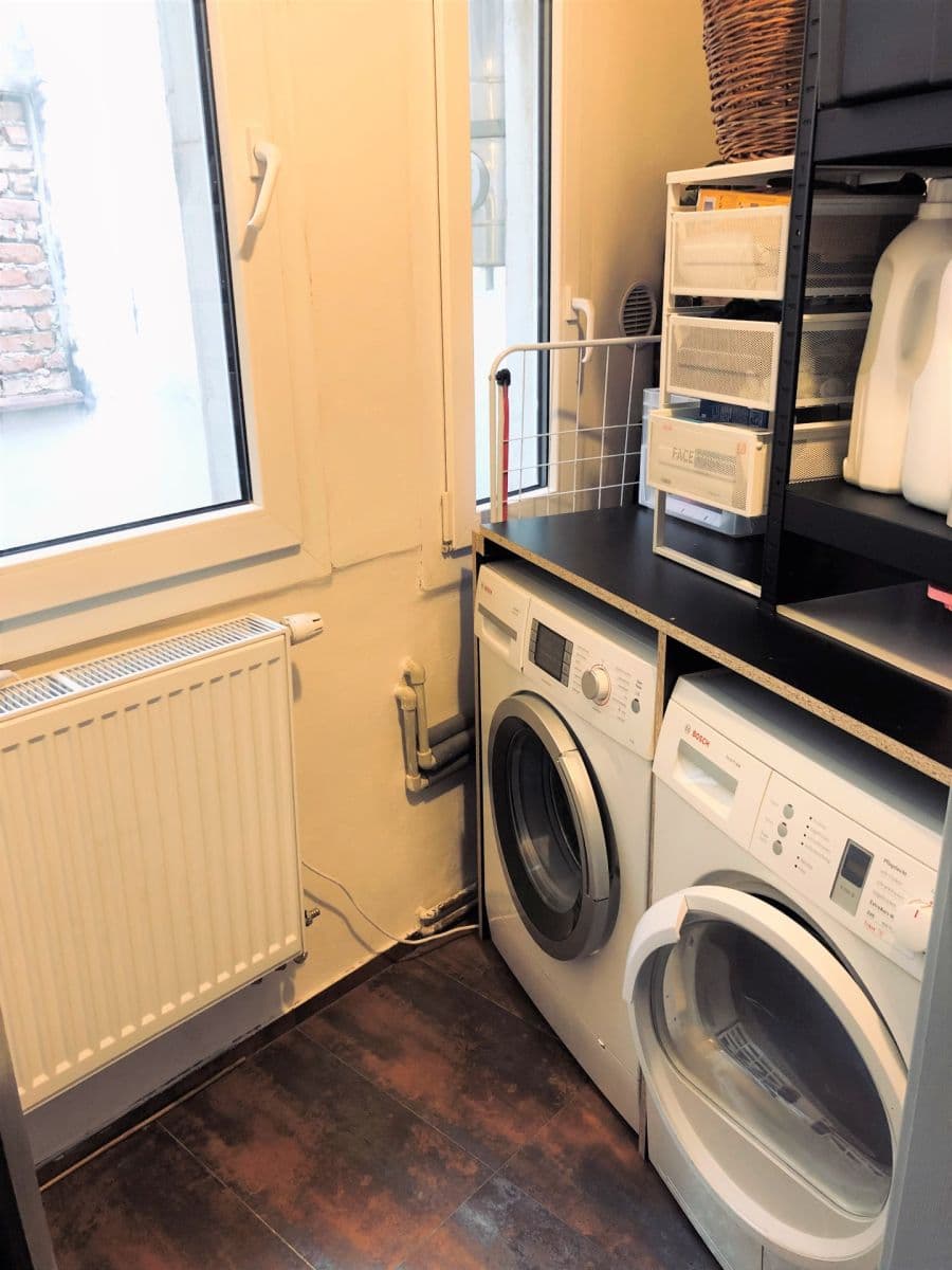 2 bedroom with open-plan kitchen flat to rent, 92 m², U Uranie, Prague, Prague 2 bedroom with open-plan kitchen flat to rent, 92 m², U Uranie, Prague, Prague