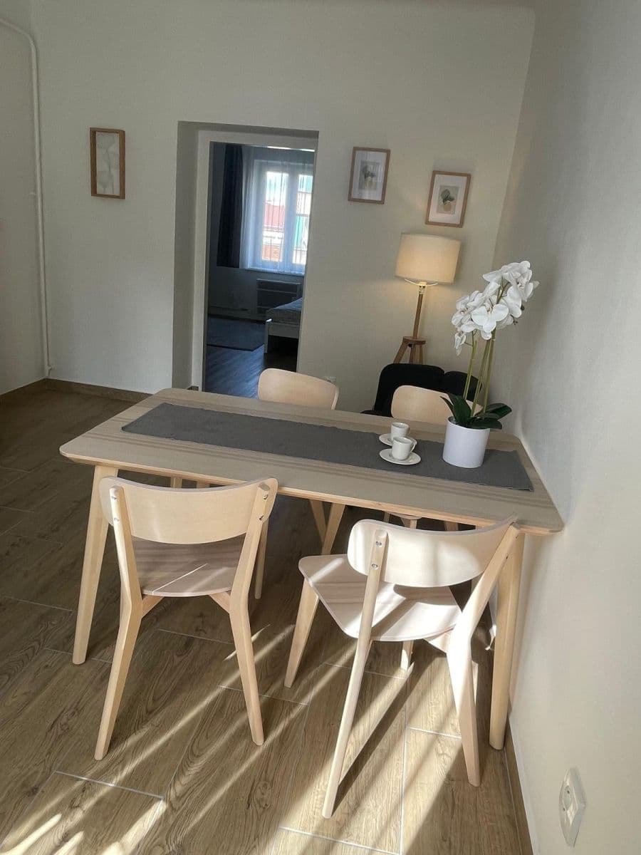 1 bedroom with open-plan kitchen flat to rent, 42 m², Na Fifejdách, Ostrava, Moravskoslezský Region 1 bedroom with open-plan kitchen flat to rent, 42 m², Na Fifejdách, Ostrava, Moravskoslezský Region