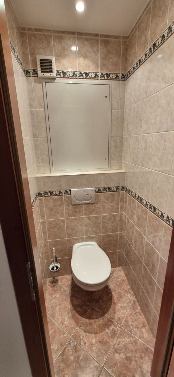 2 bedroom with open-plan kitchen flat to rent, 72 m², Libkovská, Prague, Prague 2 bedroom with open-plan kitchen flat to rent, 72 m², Libkovská, Prague, Prague