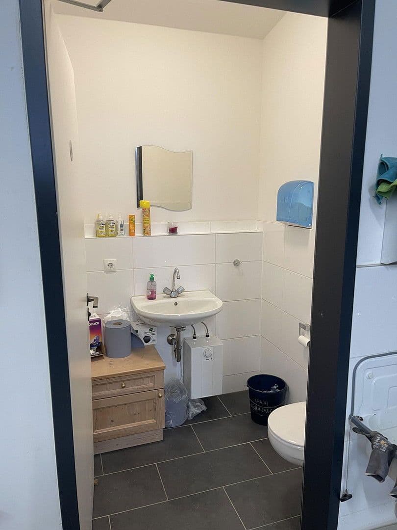 non-residential property to rent, 150 m², Passauer Straße 26, Ruderting, Bavaria non-residential property to rent, 150 m², Passauer Straße 26, Ruderting, Bavaria