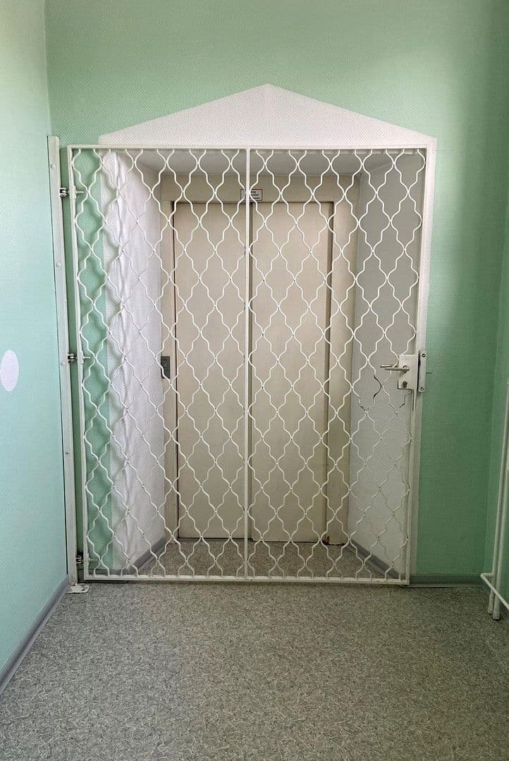 house for sale, 1,083 m², Köthen (Anhalt), Saxony-Anhalt house for sale, 1,083 m², Köthen (Anhalt), Saxony-Anhalt