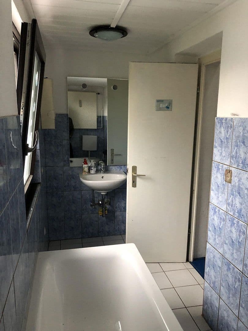 5 bedroom flat to rent, 105 m², Flurstr.41, Oberhausen, North Rhine-Westphalia 5 bedroom flat to rent, 105 m², Flurstr.41, Oberhausen, North Rhine-Westphalia