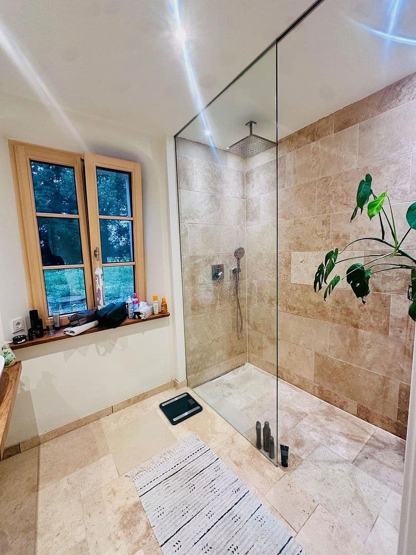 house for sale, 260 m², Glauchauer Straße 12, Glauchau, Saxony house for sale, 260 m², Glauchauer Straße 12, Glauchau, Saxony