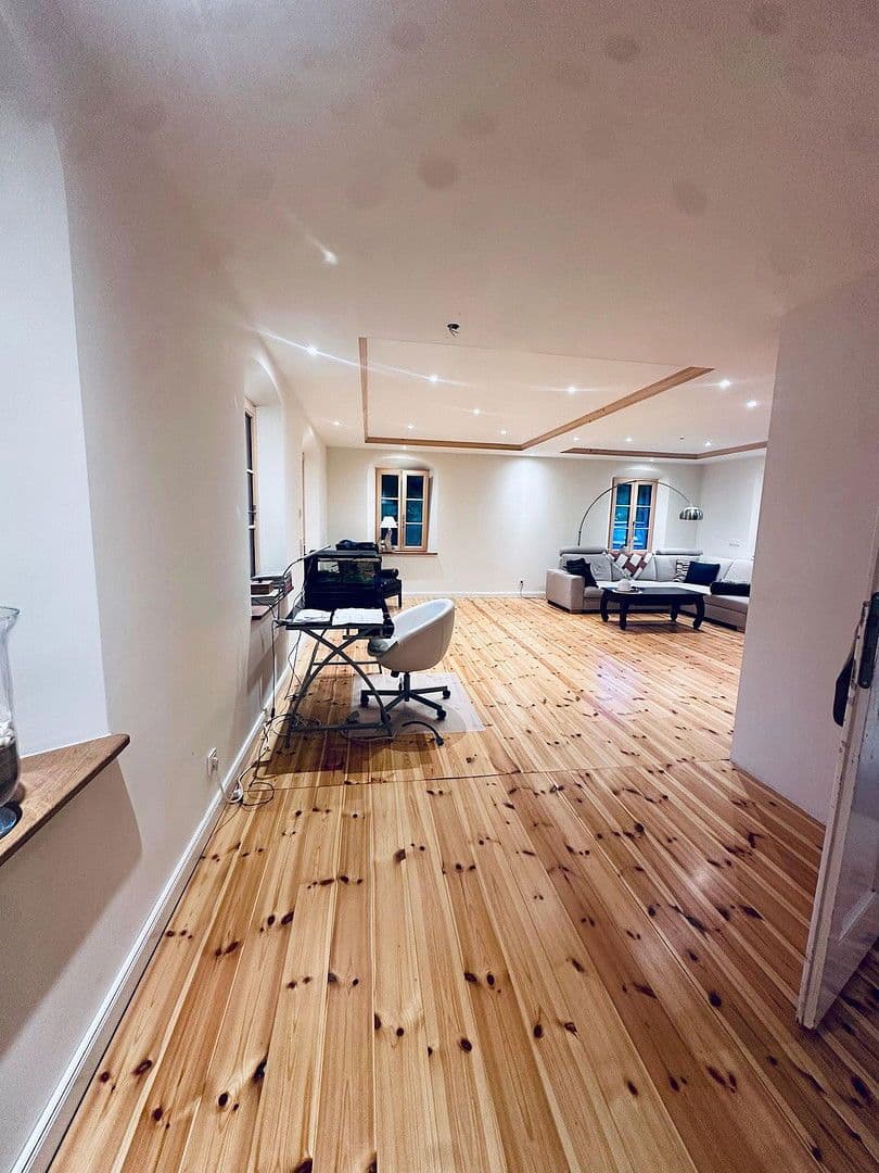 house for sale, 260 m², Glauchauer Straße 12, Glauchau, Saxony house for sale, 260 m², Glauchauer Straße 12, Glauchau, Saxony