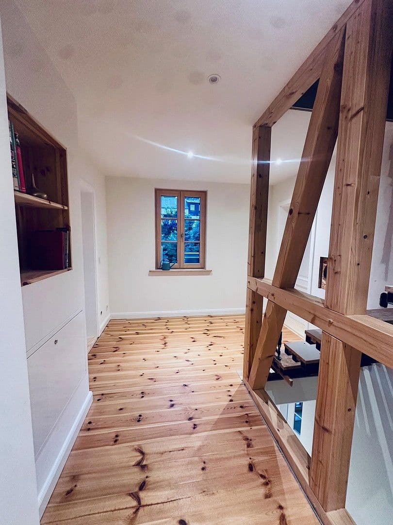 house for sale, 260 m², Glauchauer Straße 12, Glauchau, Saxony house for sale, 260 m², Glauchauer Straße 12, Glauchau, Saxony