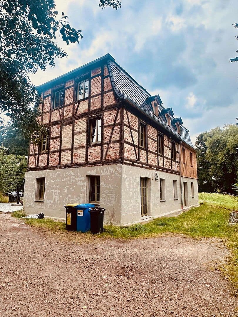 house for sale, 260 m², Glauchauer Straße 12, Glauchau, Saxony house for sale, 260 m², Glauchauer Straße 12, Glauchau, Saxony