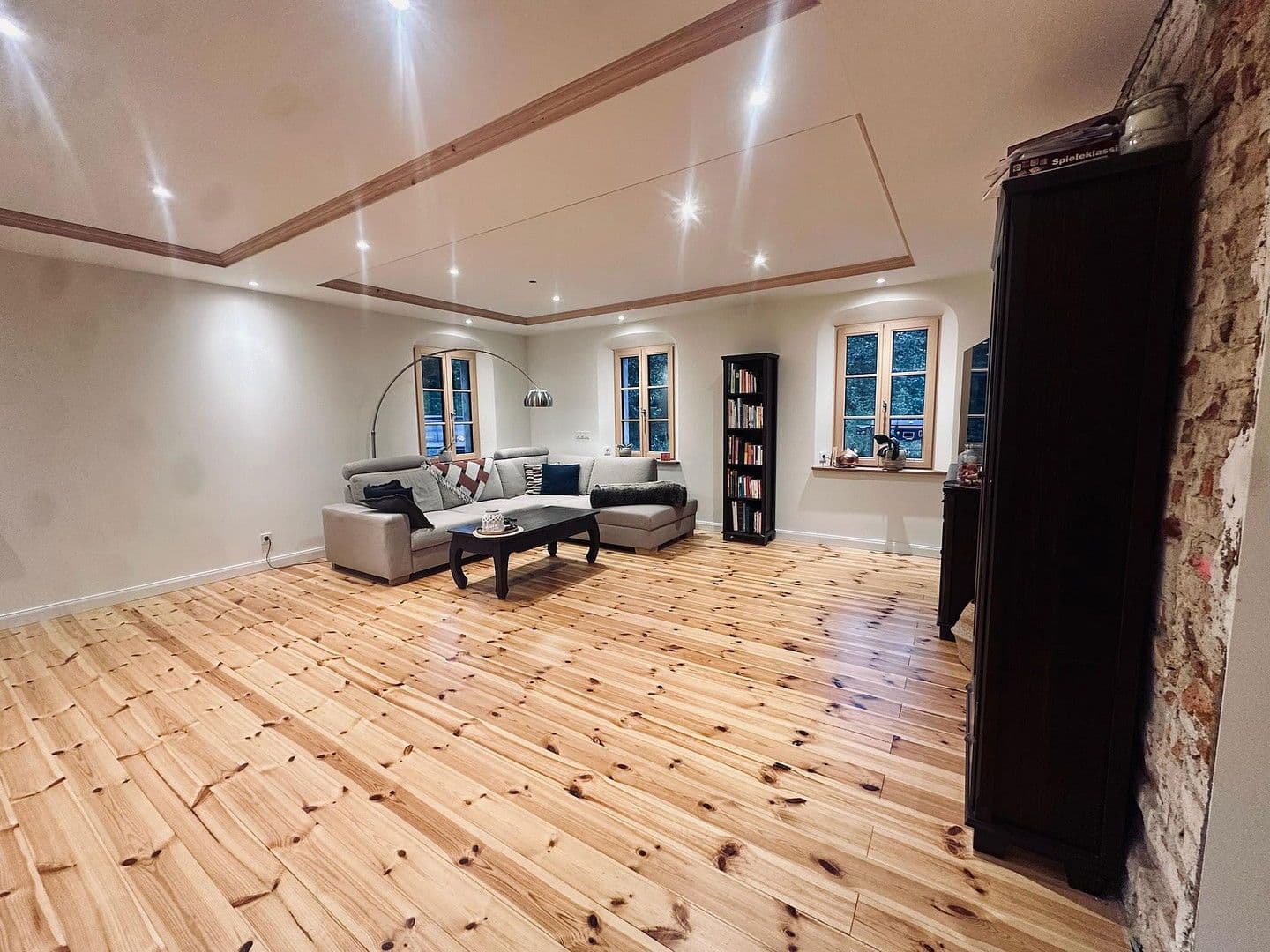 house for sale, 260 m², Glauchauer Straße 12, Glauchau, Saxony house for sale, 260 m², Glauchauer Straße 12, Glauchau, Saxony