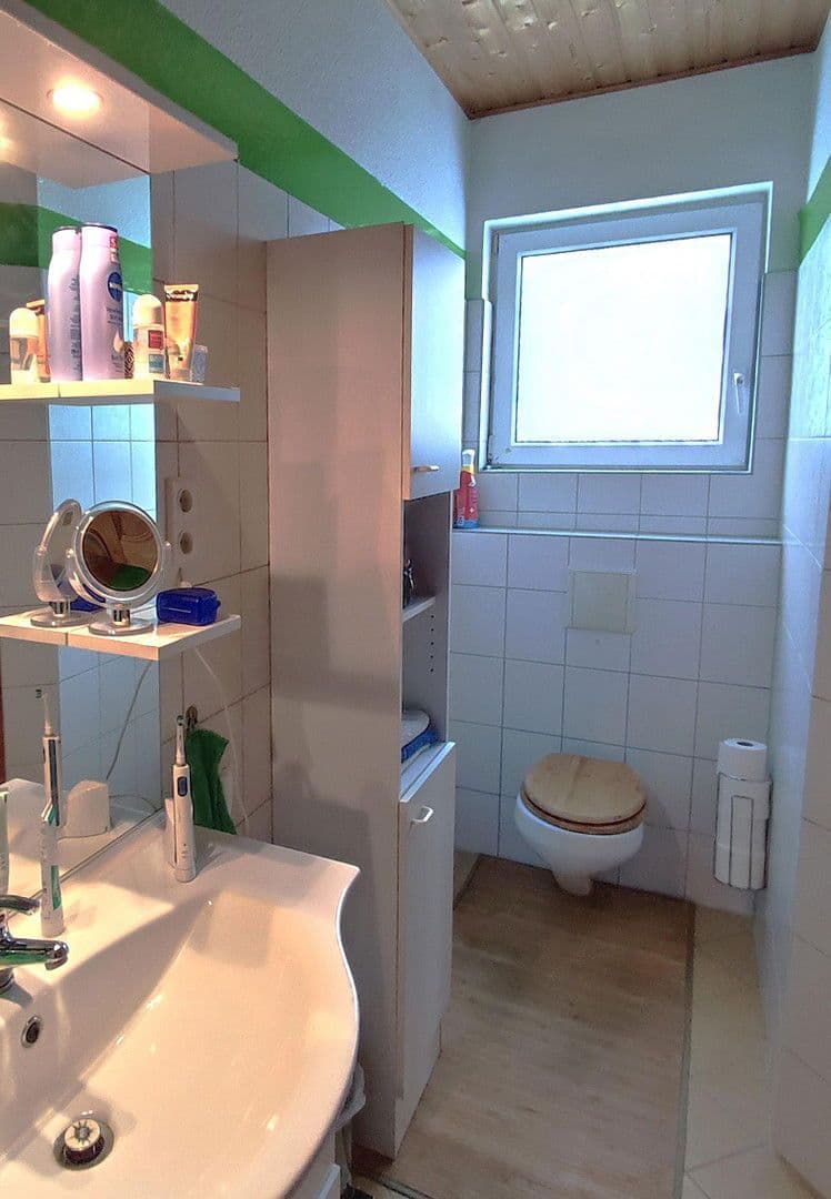 house for sale, 147 m², Fliederweg 8, Solingen, North Rhine-Westphalia house for sale, 147 m², Fliederweg 8, Solingen, North Rhine-Westphalia