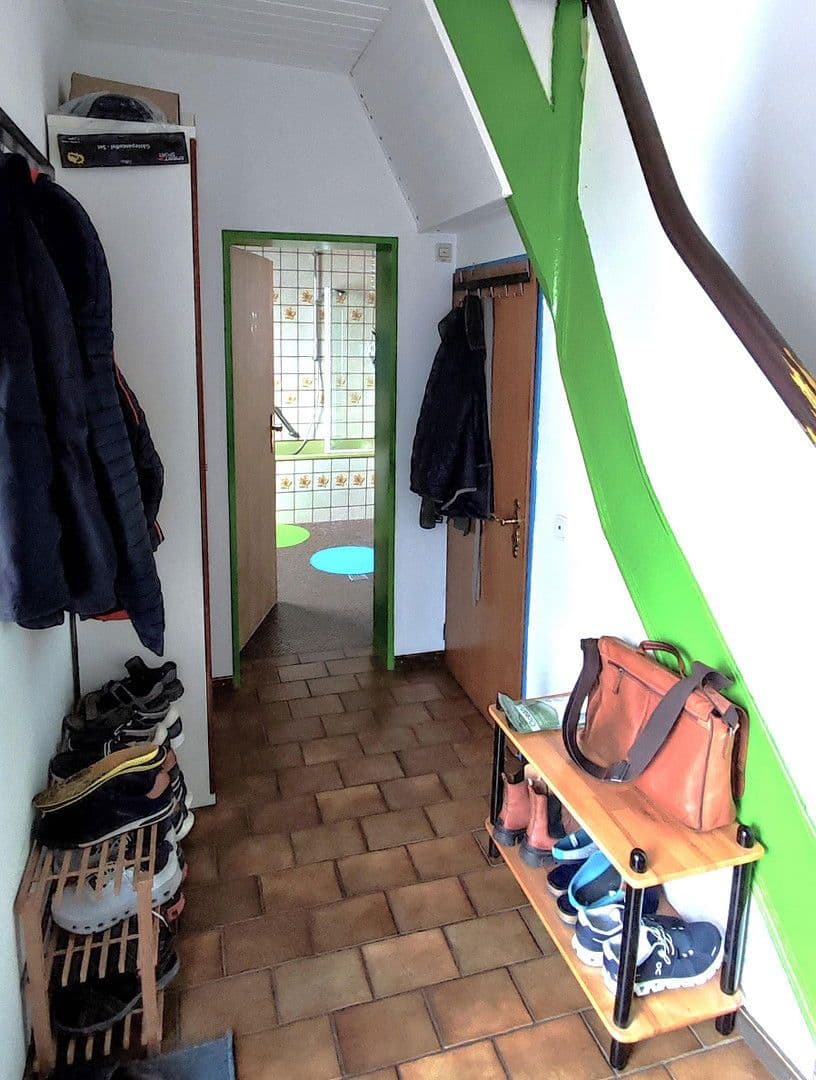 house for sale, 147 m², Fliederweg 8, Solingen, North Rhine-Westphalia house for sale, 147 m², Fliederweg 8, Solingen, North Rhine-Westphalia