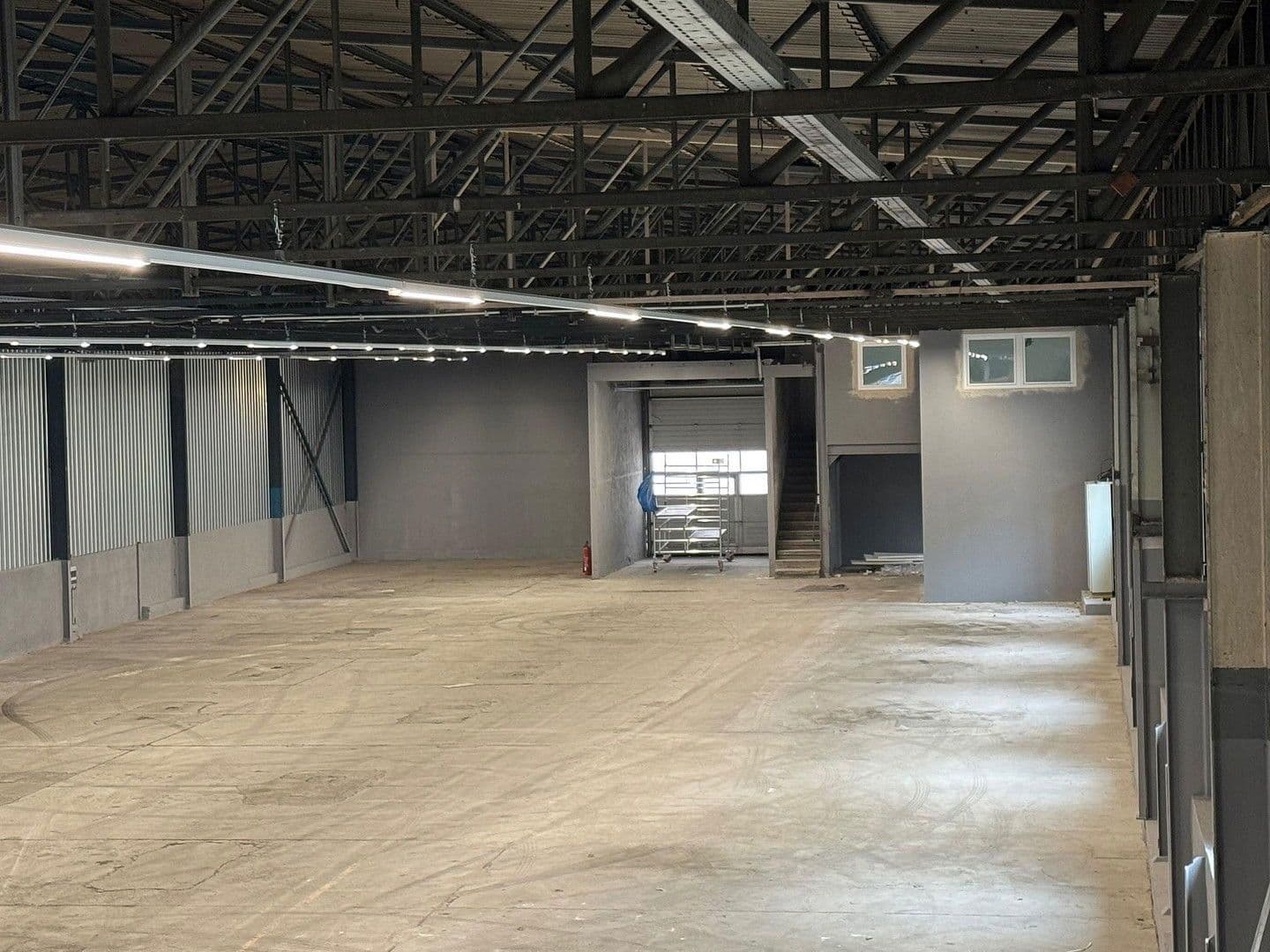 non-residential property to rent, 1,366 m², Dohna, Saxony non-residential property to rent, 1,366 m², Dohna, Saxony