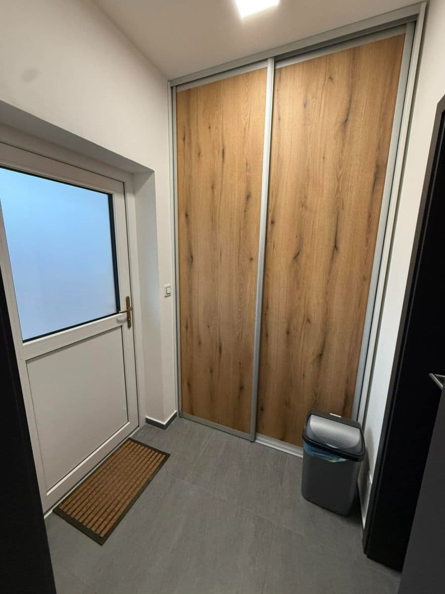 Studio flat to rent, 32 m², Roudná, Jihočeský Region Studio flat to rent, 32 m², Roudná, Jihočeský Region