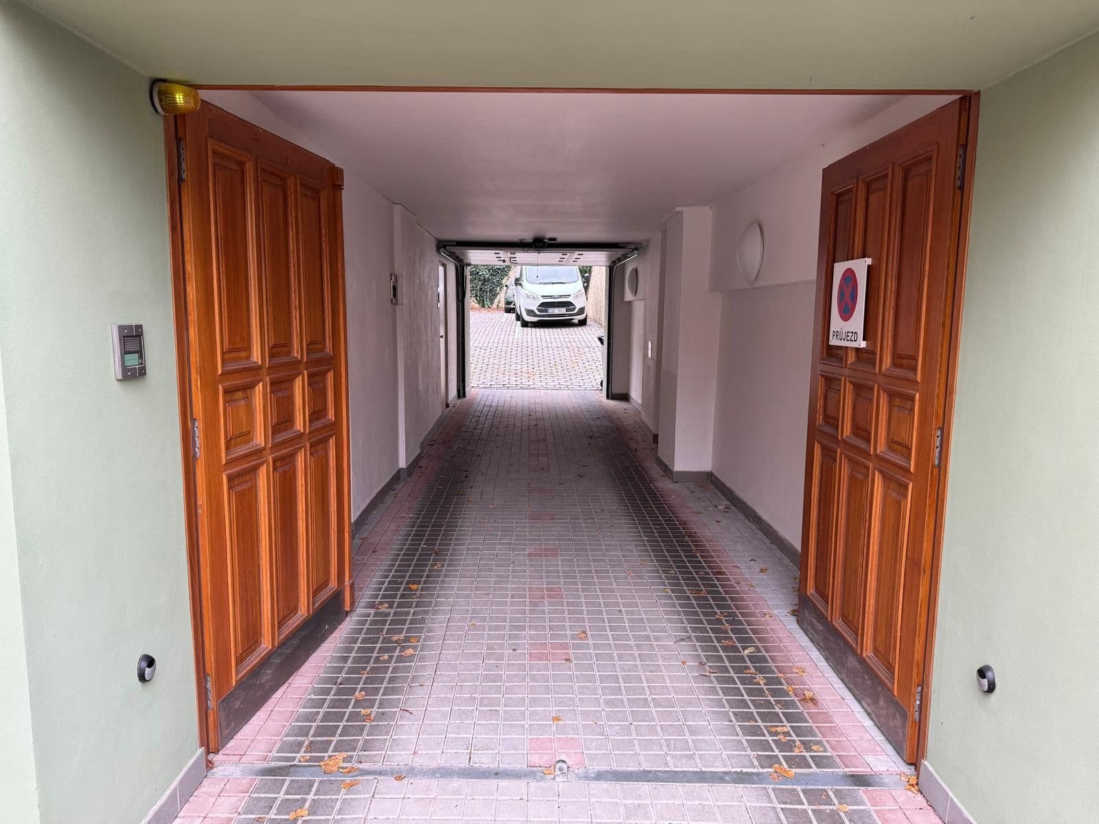 garage to rent, 15 m², Bořivojova, Prague, Prague garage to rent, 15 m², Bořivojova, Prague, Prague