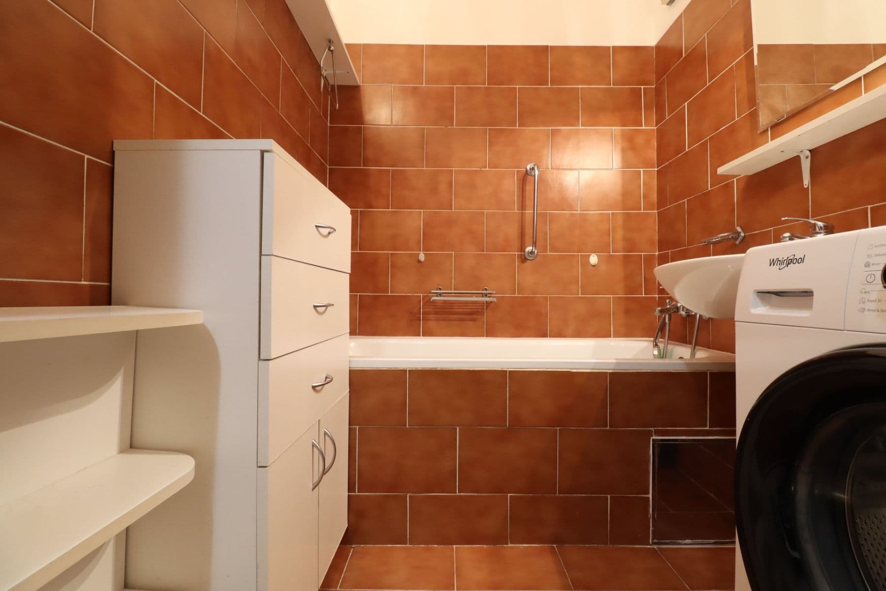 2 bedroom with open-plan kitchen flat to rent, 63 m², Metodějova, Prague, Prague 2 bedroom with open-plan kitchen flat to rent, 63 m², Metodějova, Prague, Prague