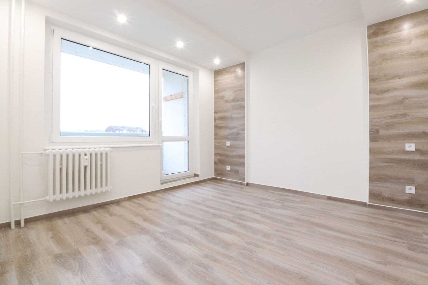 2 bedroom flat to rent, 53 m², Průběžná, Milovice, Středočeský Region 2 bedroom flat to rent, 53 m², Průběžná, Milovice, Středočeský Region