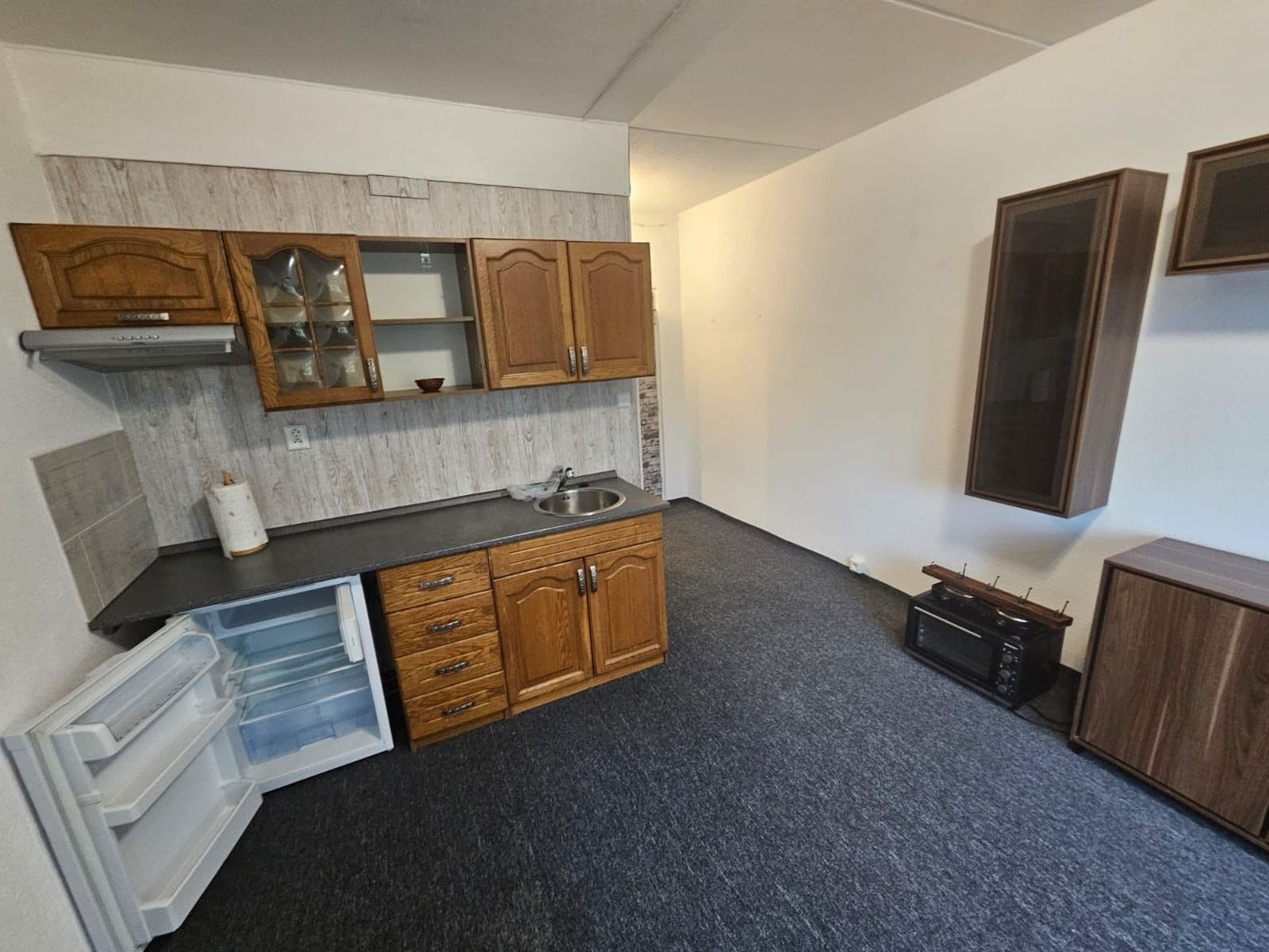 Studio flat to rent, 20 m², J. A. Gagarina, Nejdek, Karlovarský Region Studio flat to rent, 20 m², J. A. Gagarina, Nejdek, Karlovarský Region