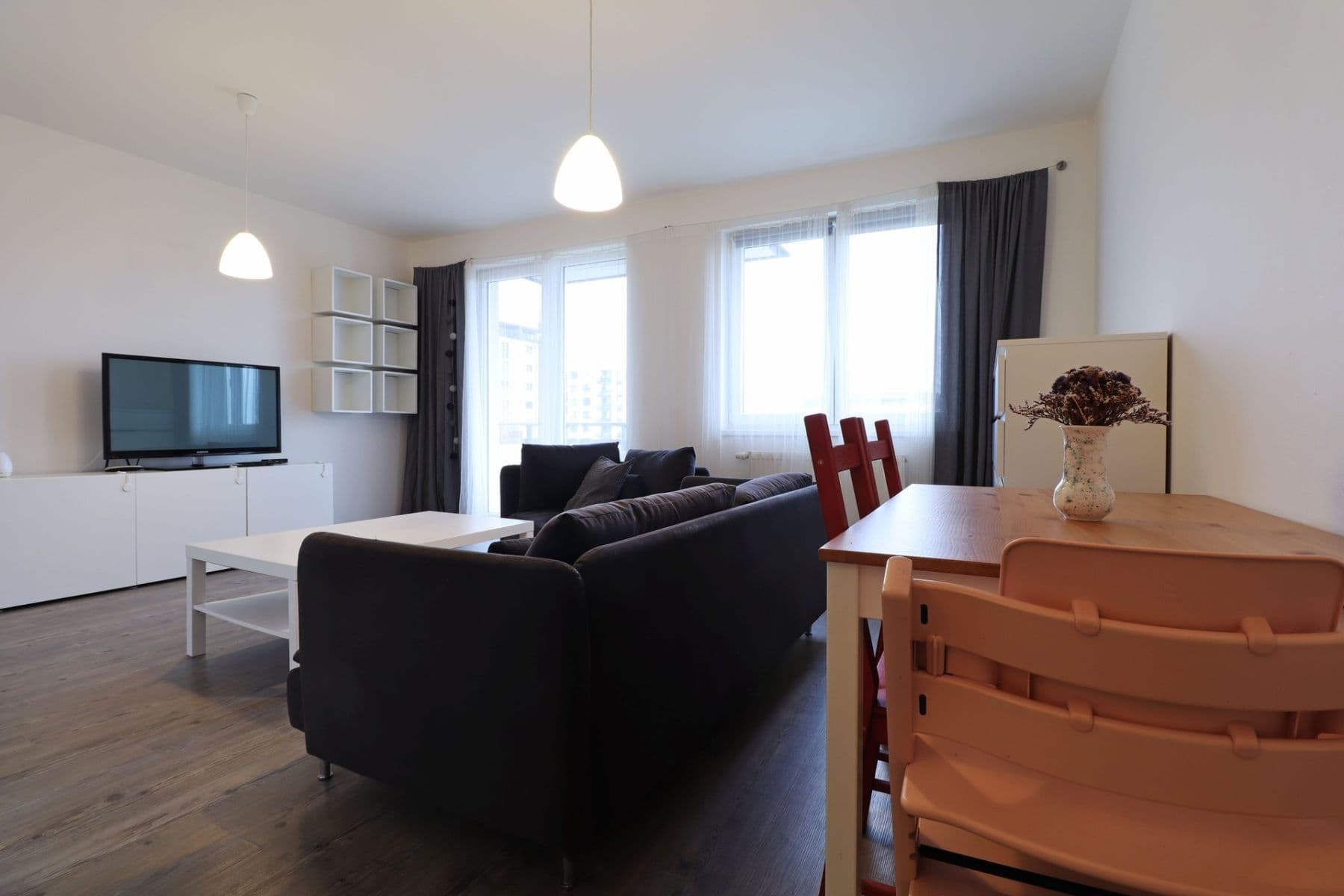 1 bedroom with open-plan kitchen flat to rent, 57 m², Miloše Havla, Prague, Prague 1 bedroom with open-plan kitchen flat to rent, 57 m², Miloše Havla, Prague, Prague