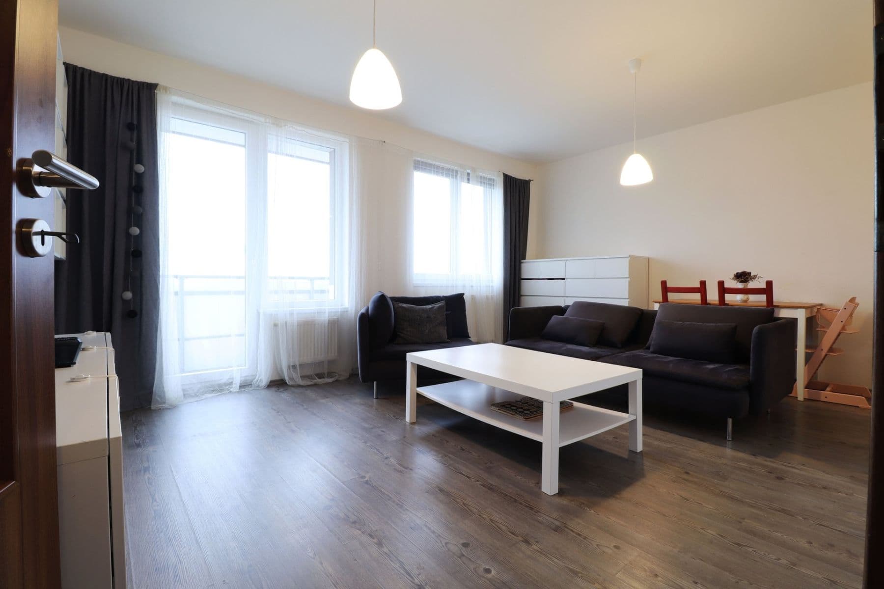 1 bedroom with open-plan kitchen flat to rent, 57 m², Miloše Havla, Prague, Prague 1 bedroom with open-plan kitchen flat to rent, 57 m², Miloše Havla, Prague, Prague