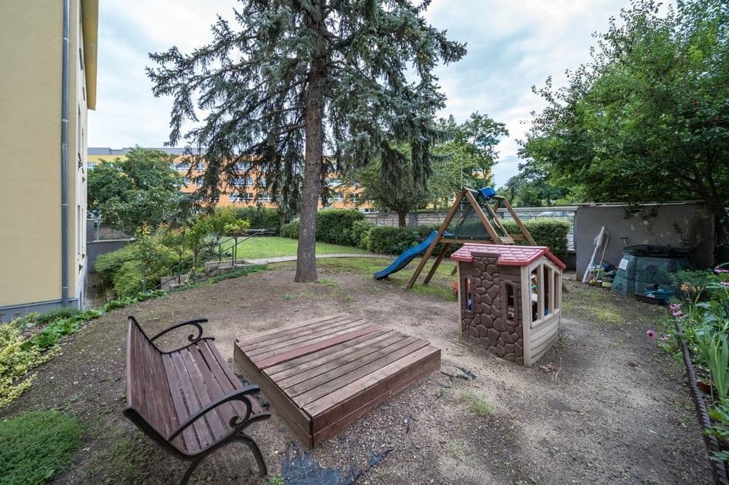 1 bedroom with open-plan kitchen flat to rent, 46 m², Na Výsledku II, Prague, Prague 1 bedroom with open-plan kitchen flat to rent, 46 m², Na Výsledku II, Prague, Prague