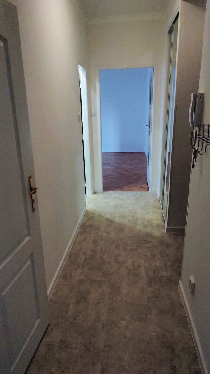 2 bedroom flat to rent, 52 m², Malovická, Prague, Prague 2 bedroom flat to rent, 52 m², Malovická, Prague, Prague