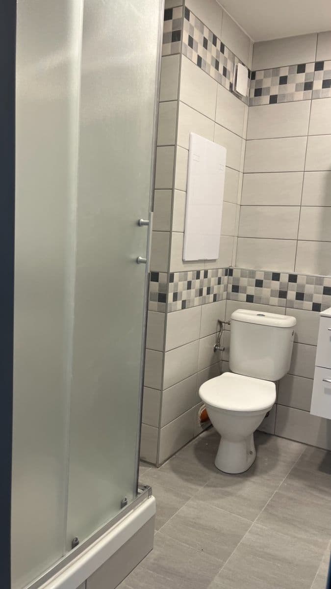 1 bedroom flat to rent, 35 m², Kostnická, Chomutov, Ústecký Region 1 bedroom flat to rent, 35 m², Kostnická, Chomutov, Ústecký Region