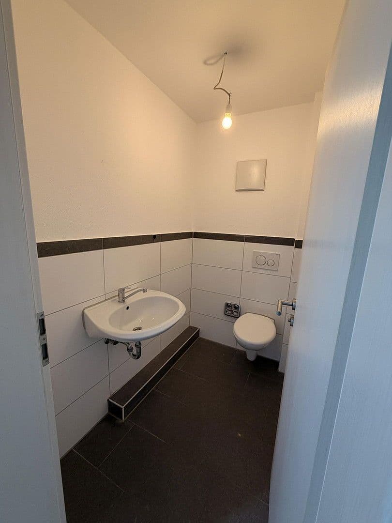 3 bedroom with open-plan kitchen flat to rent, 95 m², Bad Rappenau, Baden-Württemberg 3 bedroom with open-plan kitchen flat to rent, 95 m², Bad Rappenau, Baden-Württemberg