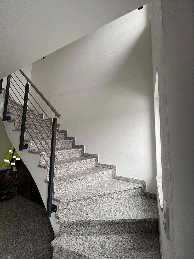 3 bedroom flat to rent, 99 m², Tulpenstr. 18a, Wackersdorf, Bavaria 3 bedroom flat to rent, 99 m², Tulpenstr. 18a, Wackersdorf, Bavaria