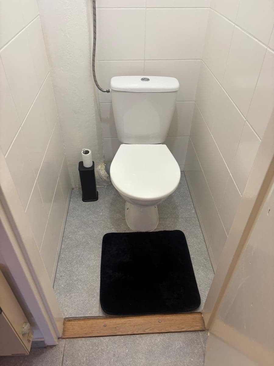 Studio flat to rent, 32 m², Ortenovo náměstí, Prague, Prague Studio flat to rent, 32 m², Ortenovo náměstí, Prague, Prague