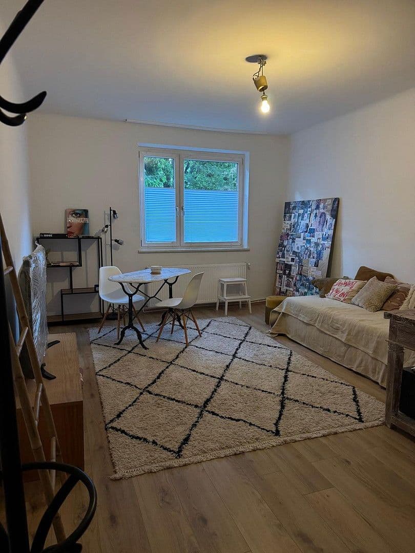 Studio flat to rent, 34 m², Friedmanngasse 38-40, Wien, Vienna Studio flat to rent, 34 m², Friedmanngasse 38-40, Wien, Vienna