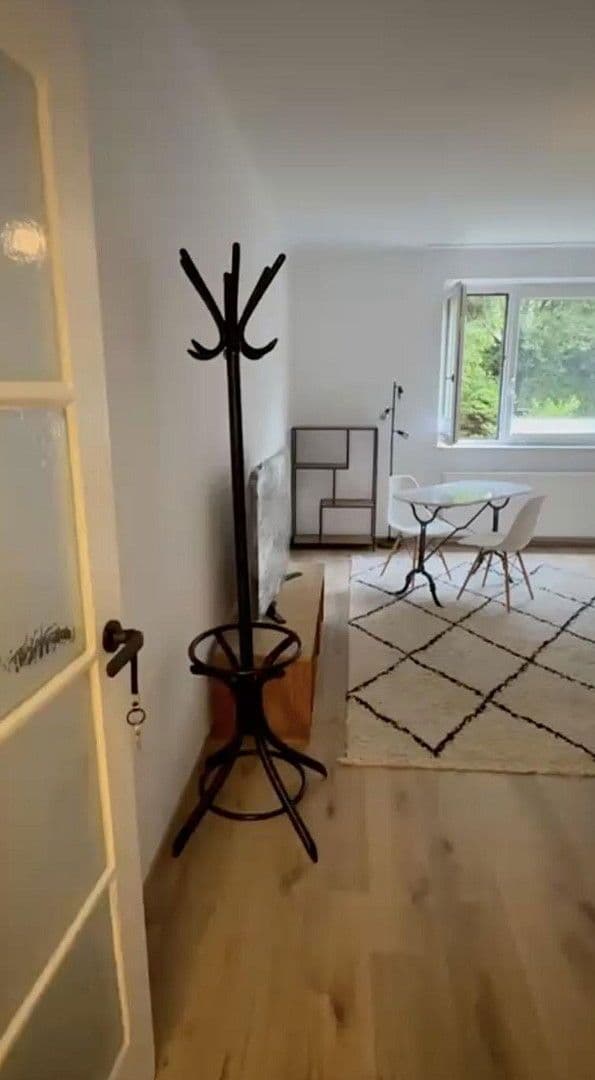 Studio flat to rent, 34 m², Friedmanngasse 38-40, Wien, Vienna Studio flat to rent, 34 m², Friedmanngasse 38-40, Wien, Vienna