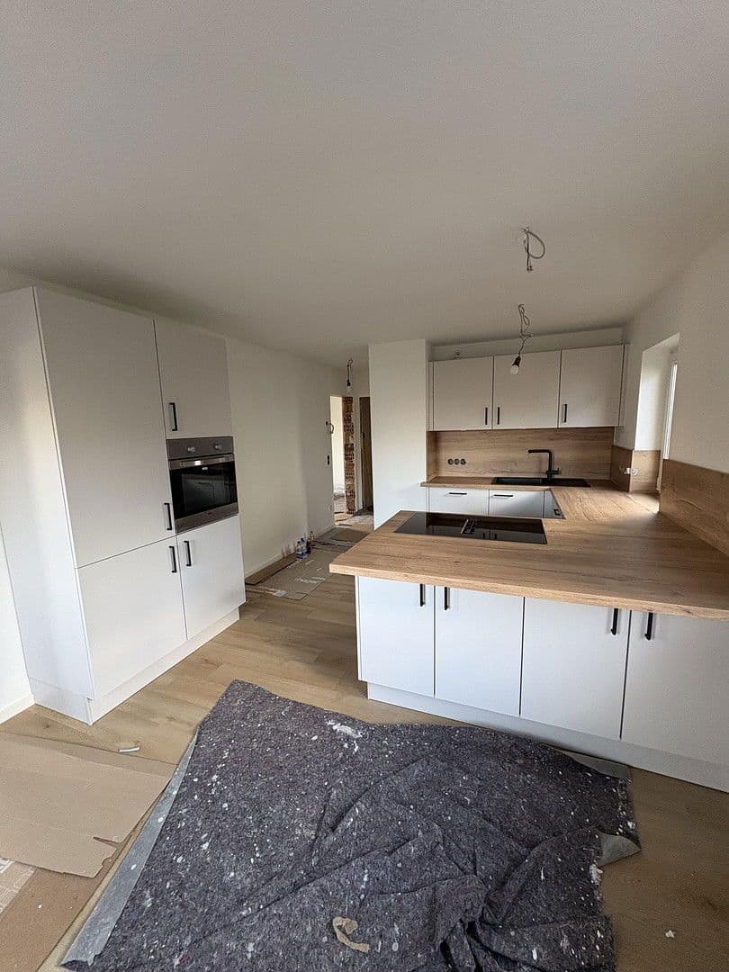 2 bedroom with open-plan kitchen flat to rent, 100 m², Bad Mergentheim, Baden-Württemberg 2 bedroom with open-plan kitchen flat to rent, 100 m², Bad Mergentheim, Baden-Württemberg