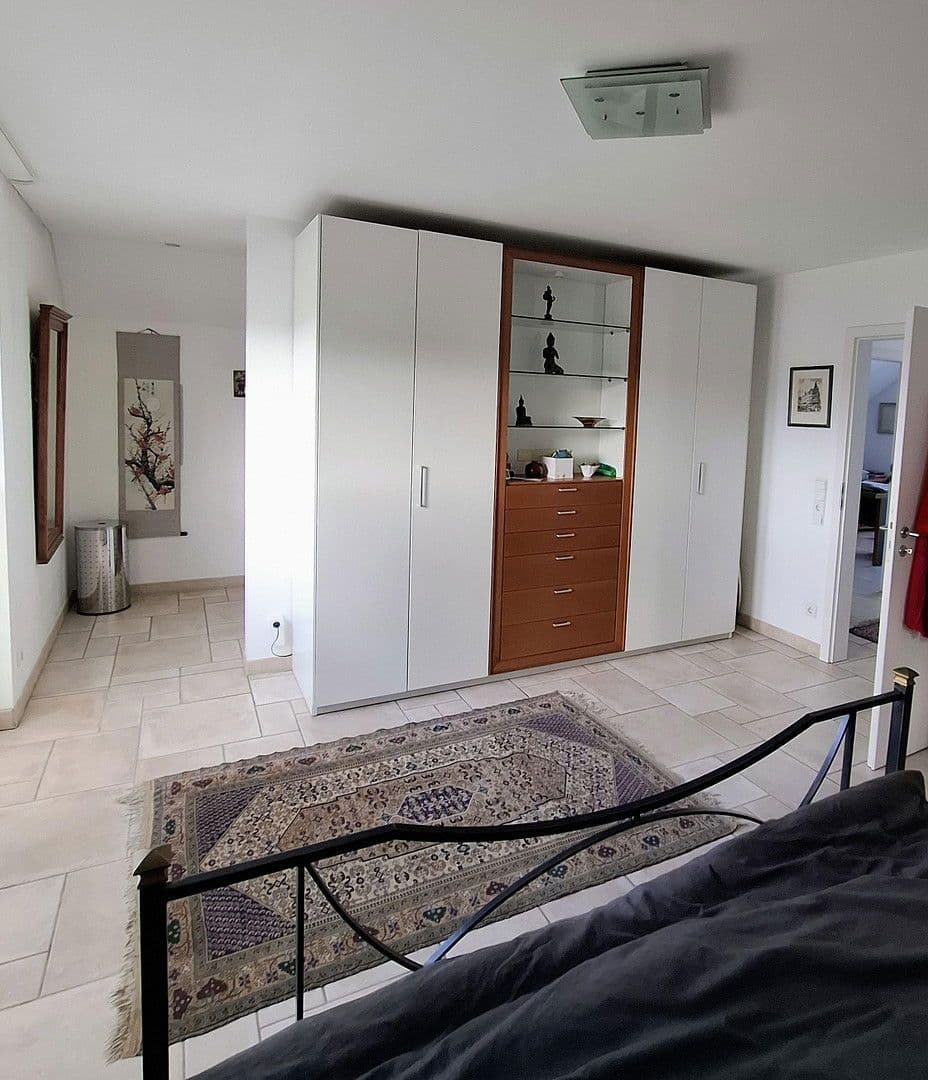 4 bedroom flat to rent, 170 m², Wachtberg, North Rhine-Westphalia 4 bedroom flat to rent, 170 m², Wachtberg, North Rhine-Westphalia