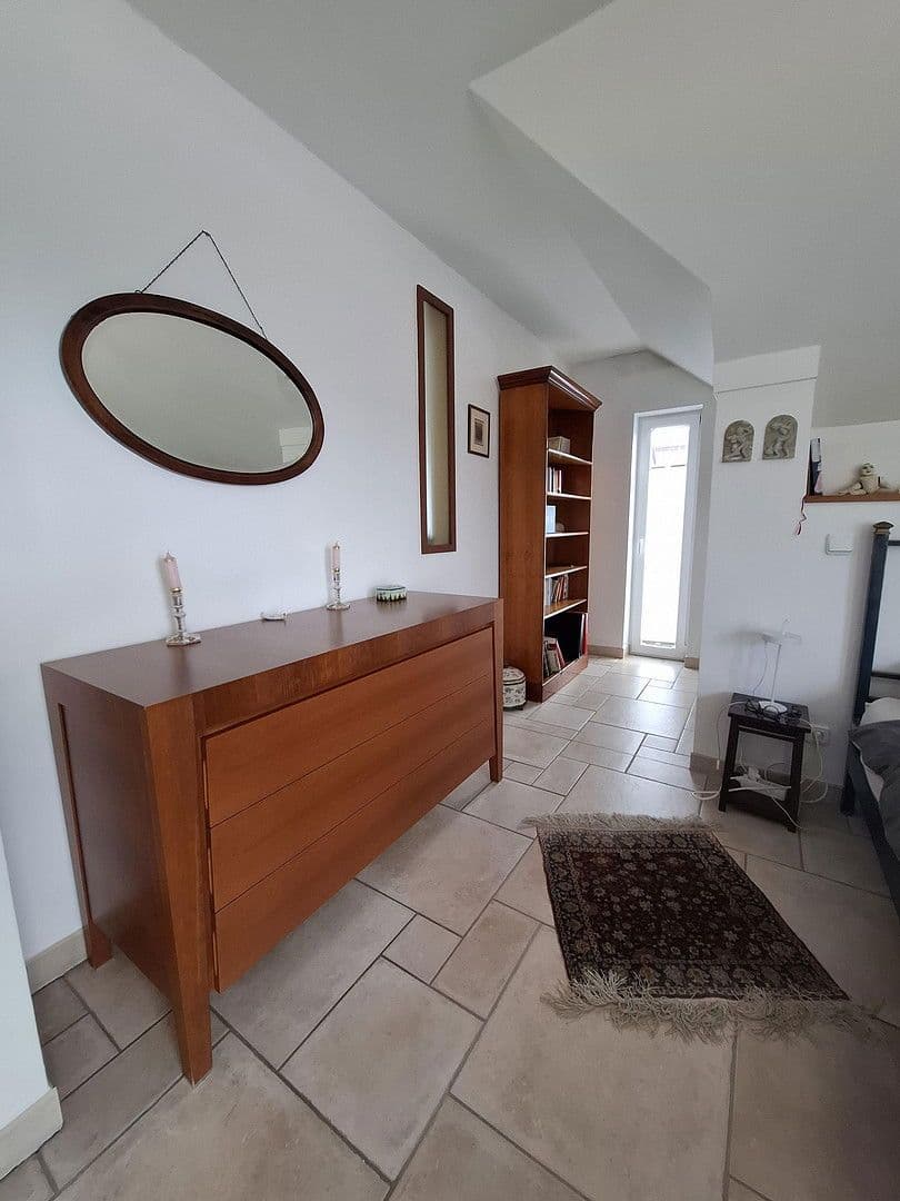 4 bedroom flat to rent, 170 m², Wachtberg, North Rhine-Westphalia 4 bedroom flat to rent, 170 m², Wachtberg, North Rhine-Westphalia