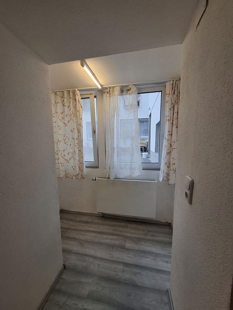 4 bedroom flat to rent, 84 m², Wertachstrasse 12, Augsburg, Bavaria 4 bedroom flat to rent, 84 m², Wertachstrasse 12, Augsburg, Bavaria