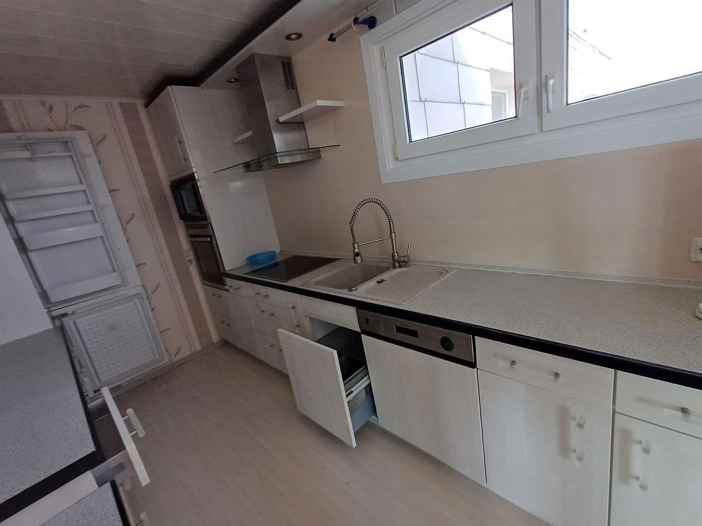 2 bedroom with open-plan kitchen flat for sale, 82 m², Schwäbisch Gmünd, Baden-Württemberg 2 bedroom with open-plan kitchen flat for sale, 82 m², Schwäbisch Gmünd, Baden-Württemberg