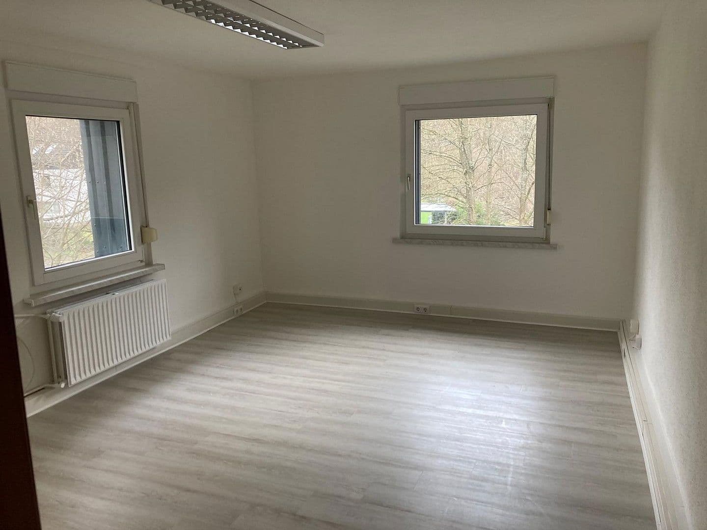 non-residential property to rent, 1,115 m², Siegen, North Rhine-Westphalia non-residential property to rent, 1,115 m², Siegen, North Rhine-Westphalia