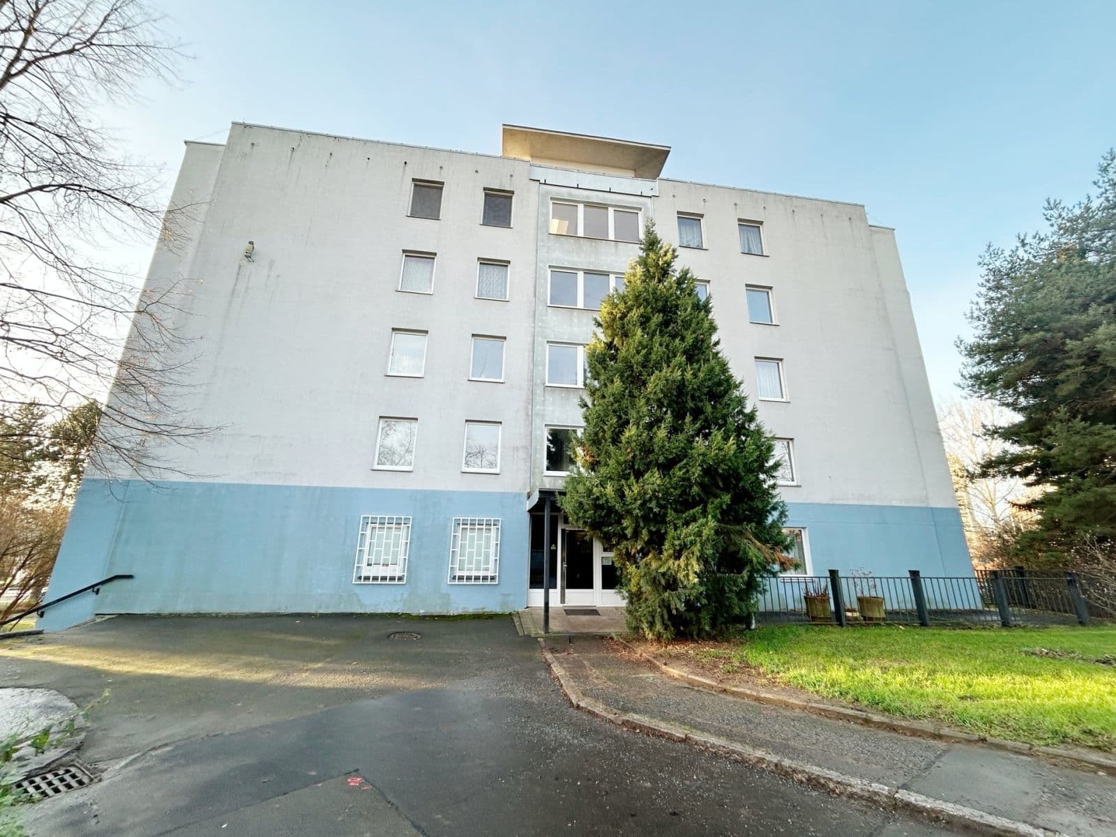 3 bedroom with open-plan kitchen flat to rent, 84 m², Strašnická, Prague, Prague 3 bedroom with open-plan kitchen flat to rent, 84 m², Strašnická, Prague, Prague