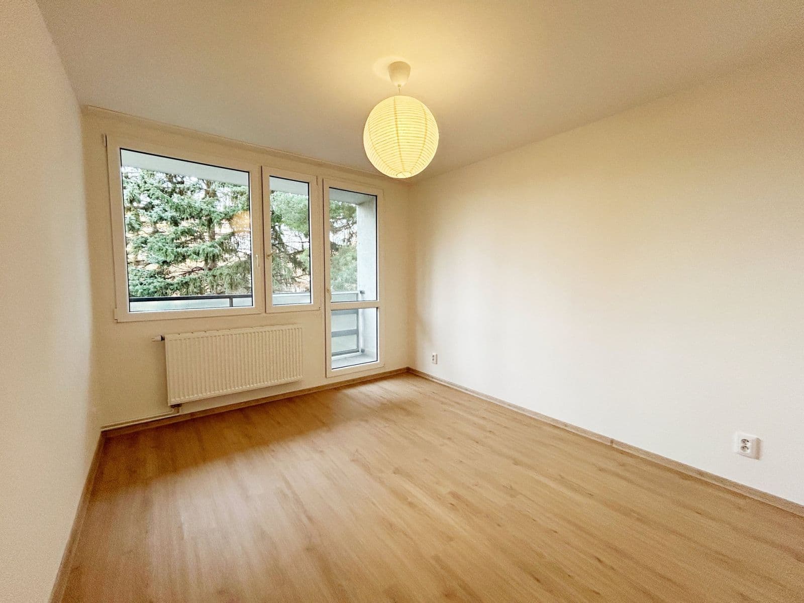 3 bedroom with open-plan kitchen flat to rent, 84 m², Strašnická, Prague, Prague 3 bedroom with open-plan kitchen flat to rent, 84 m², Strašnická, Prague, Prague