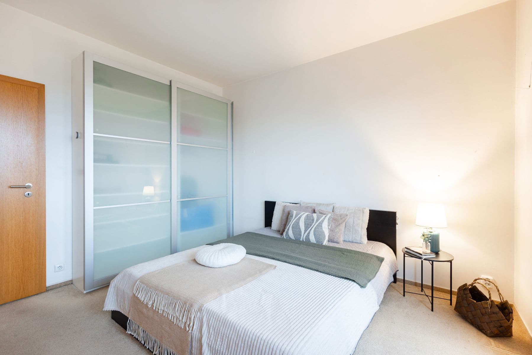 2 bedroom with open-plan kitchen flat for sale, 83 m², Na Výrovně, Prague, Prague 2 bedroom with open-plan kitchen flat for sale, 83 m², Na Výrovně, Prague, Prague